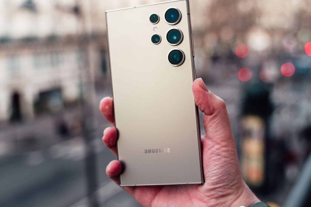 Comment choisir le meilleur écran de remplacement pour votre Samsung S10 Plus ?