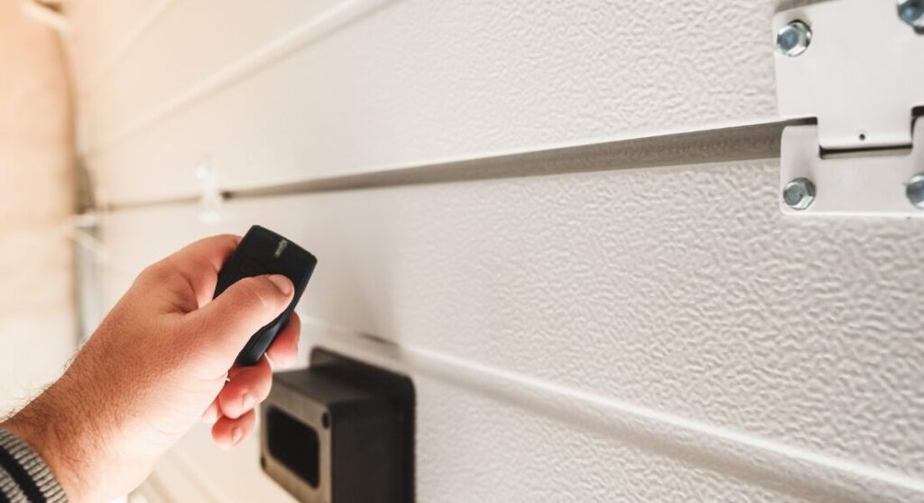 Comment choisir la meilleure télécommande pour votre portail de garage ?