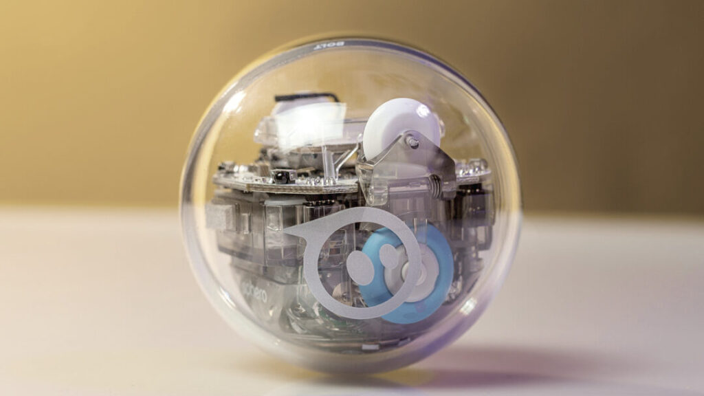Découvrez comment le Sphero BOLT transforme l’apprentissage de la programmation