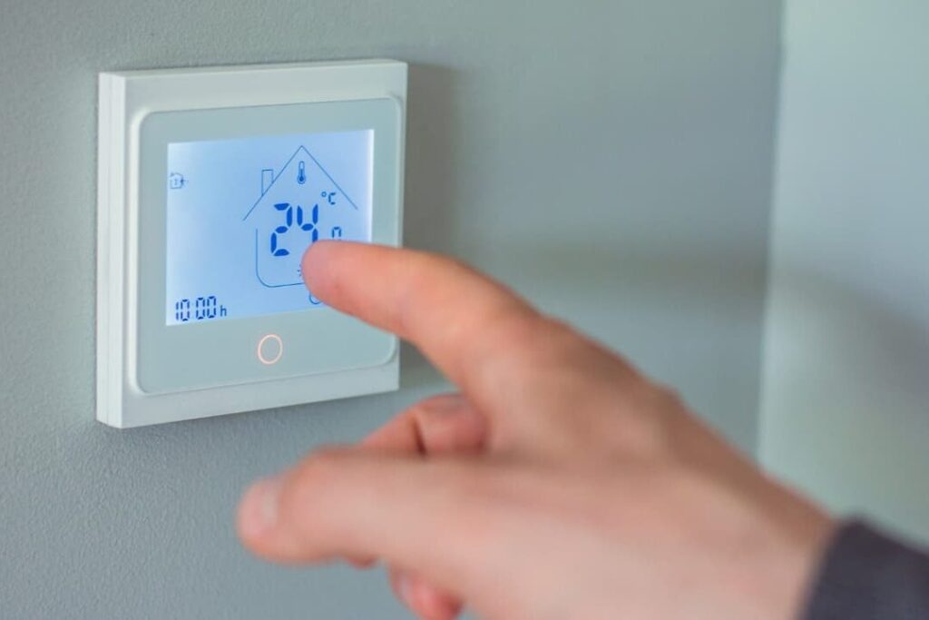 Quel thermostat wifi choisir pour une maison connectée ?